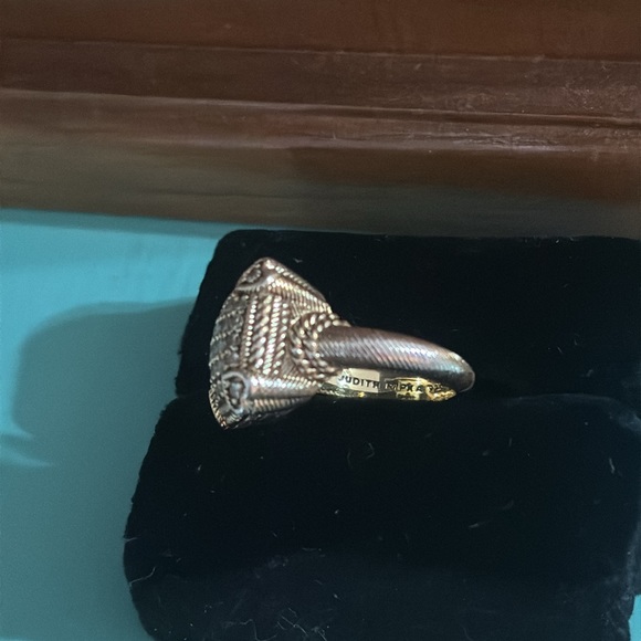 Judith Ripka gold vermeil ring - Picture 2 of 3